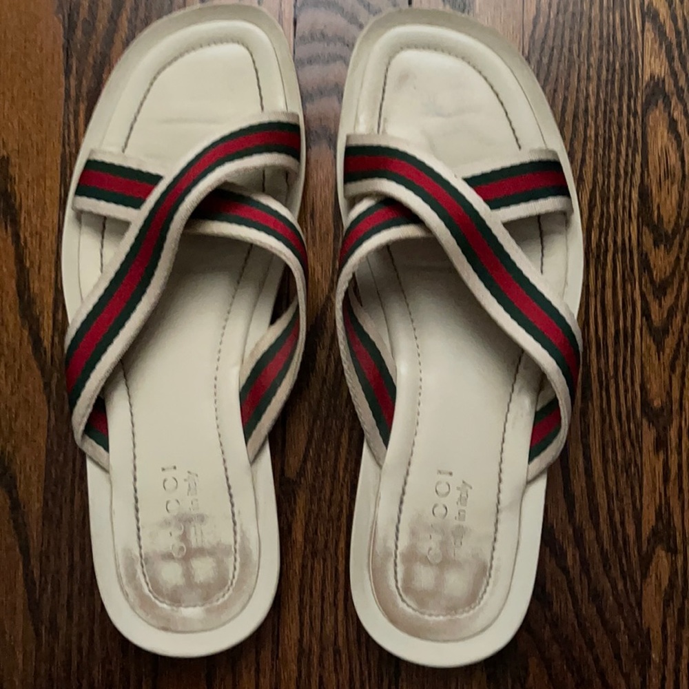 Men’s Gucci sandals